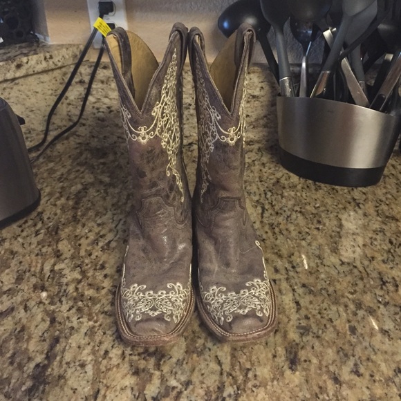 Corral Cowboy Boots🐴👢