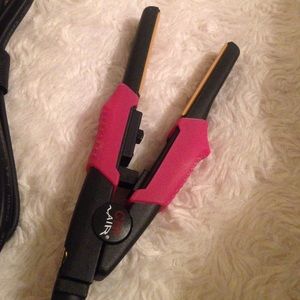 CHI mini straightener