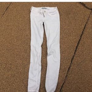 Light grey pants for @patycake