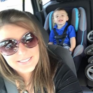 Meet your Posher, Stephanie