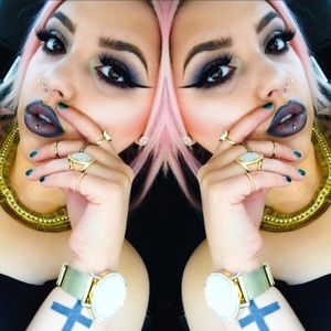 Meet your Posher, Savannah