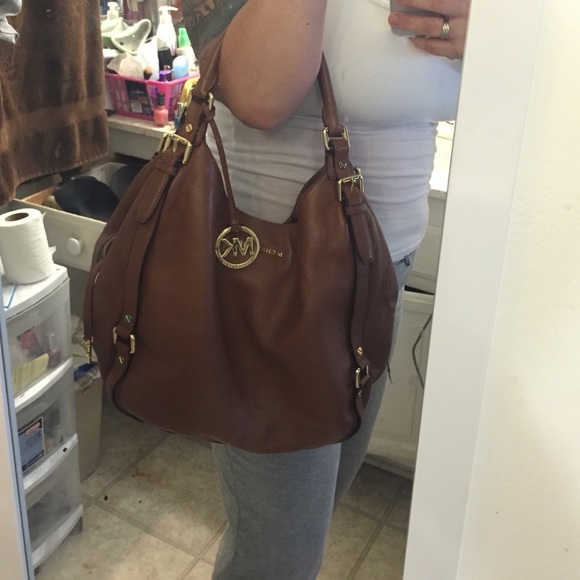 Like new authentic - Picture 2 of 4