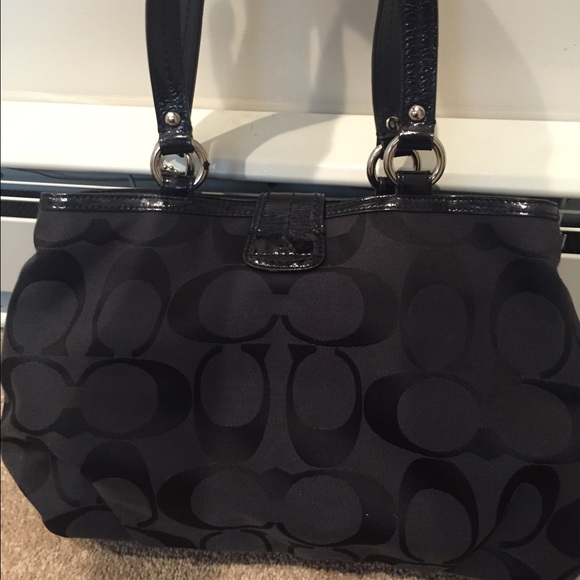 Authentic Coach bag - Picture 2 of 2