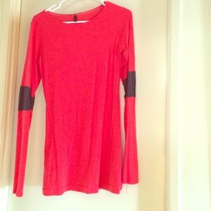 Lululemon red long sleeve