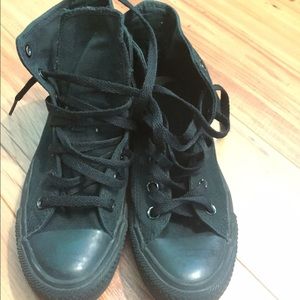All black converse