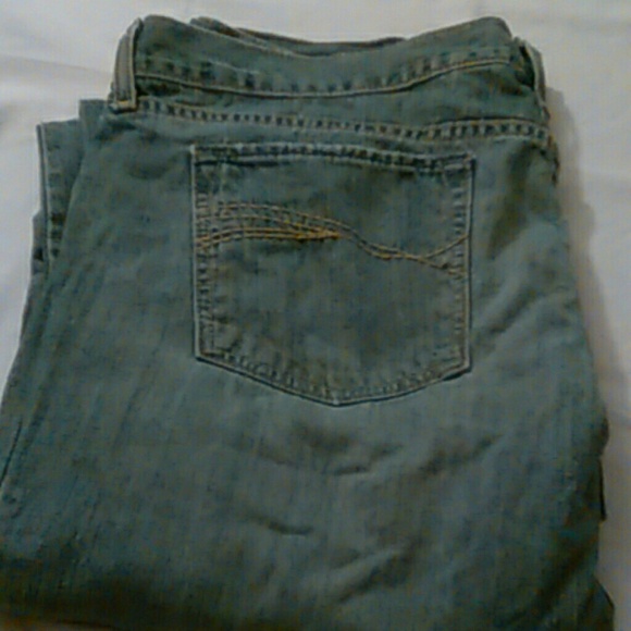 Jeans - Picture 2 of 4