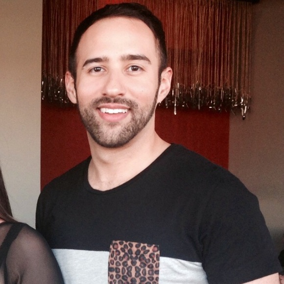 Meet your Posher, Derekryan - Picture 2 of 3