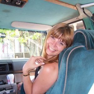 Meet your Posher, Cynthia