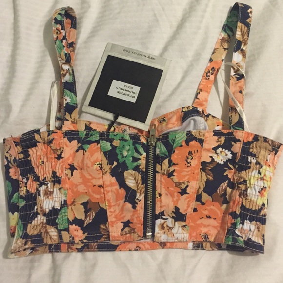 UO Floral Crop Top - Picture 2 of 3