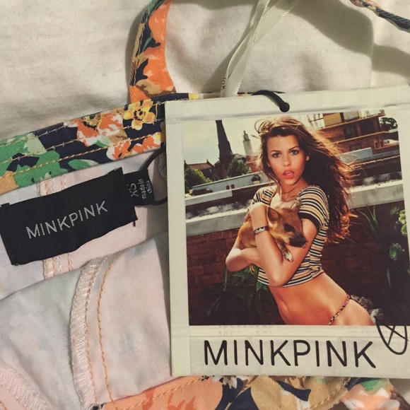 UO Floral Crop Top - Picture 3 of 3