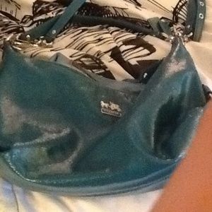 No use for the color but great bag