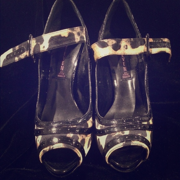 Steven cheetah pumps - Picture 1 of 3