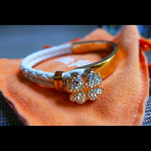 Folli Follie White Leather Rosegold Bracelet