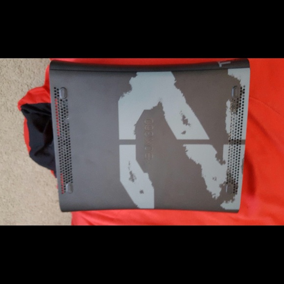 Xbox 360 - Picture 4 of 4