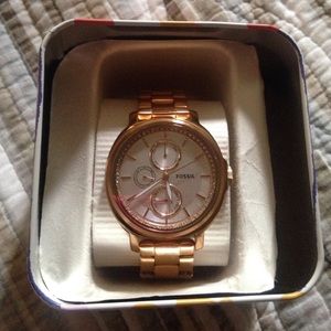 Fossil watch for sale!✨