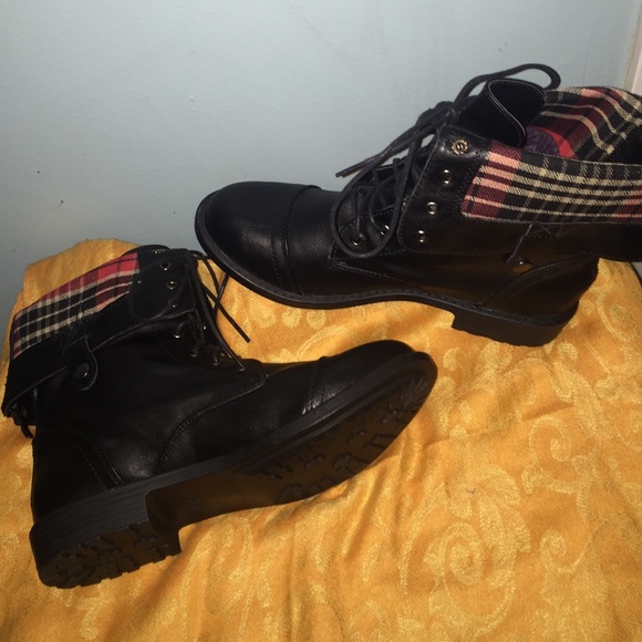 NEW Black combat boots