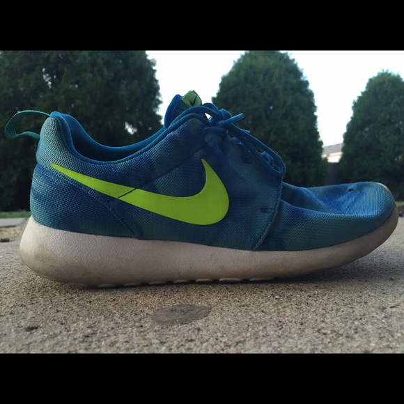 Roshe Runs. Sky Blue
