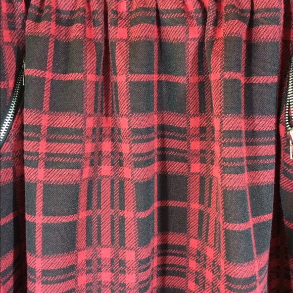 Skirts - Picture 4 of 4