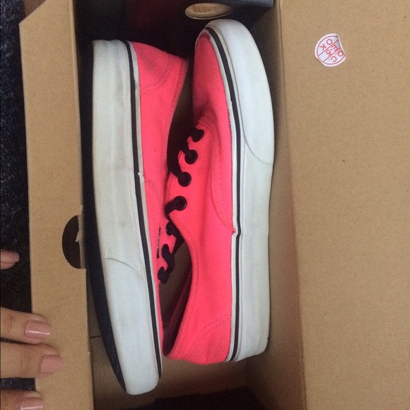 Used Hot Pink Vans 💖
