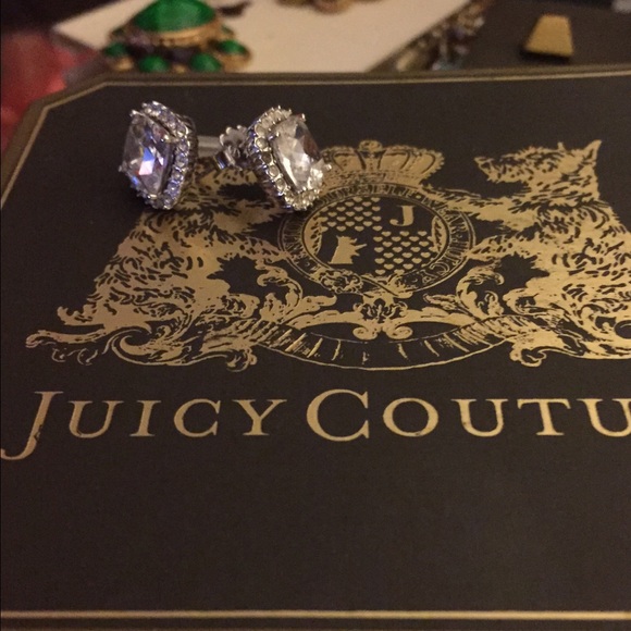 Cubic Zirconia stud earrings