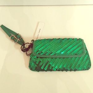 MARC JACOBS CLUTCH!!!