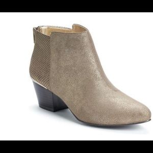 New Jennifer Lopez ankle booties