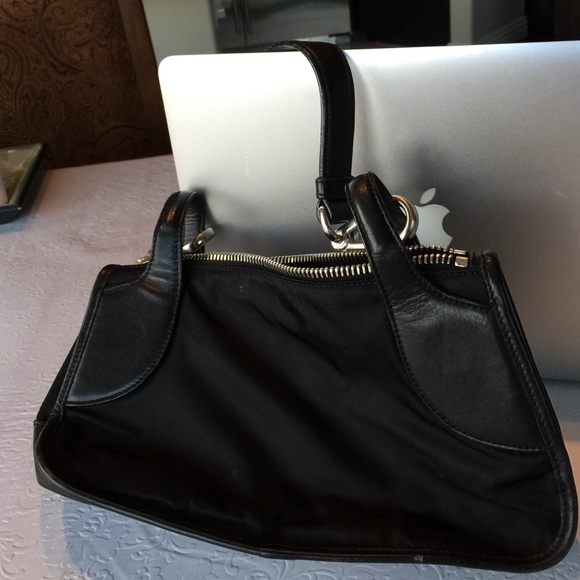 Black purse - Picture 3 of 3