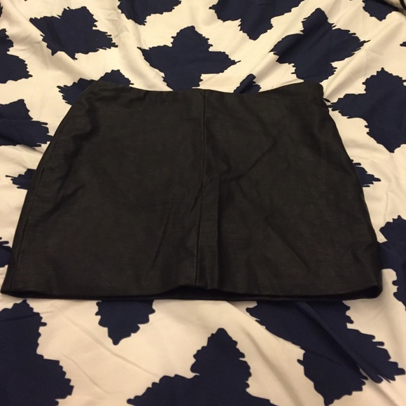 Leather skirt