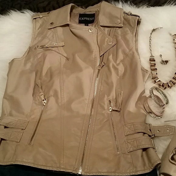 Faux Leather Vest - Picture 2 of 3