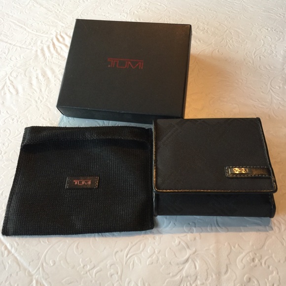 Wallet - Picture 2 of 4