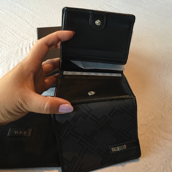 Wallet - Picture 3 of 4