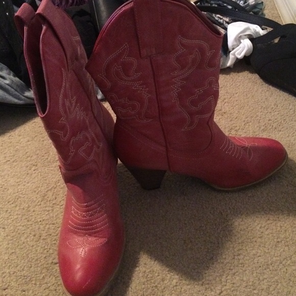 Red cowgirl boots