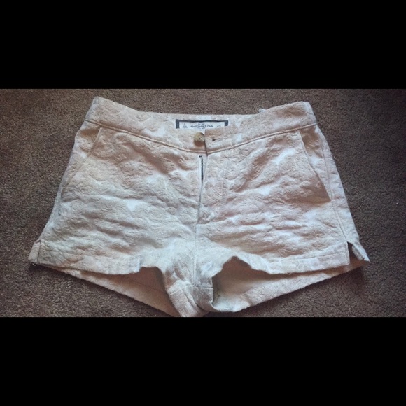 High wasted shorts