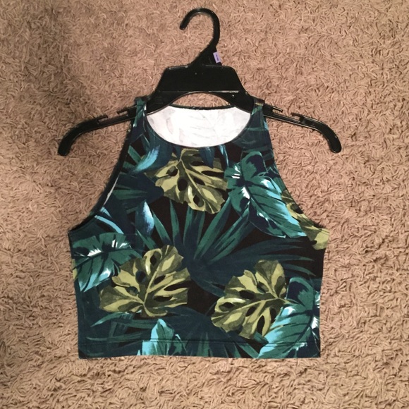 American Apparel Tops - American Apparel Tropical Print Crop Top