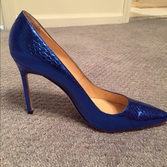 Manolo Blahnik Shoes - ❤️HOST PICK ❤️💙Manolo Blahnik 💙