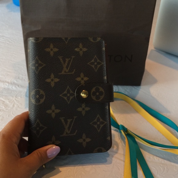 Louis Vuitton wallet - Picture 2 of 4