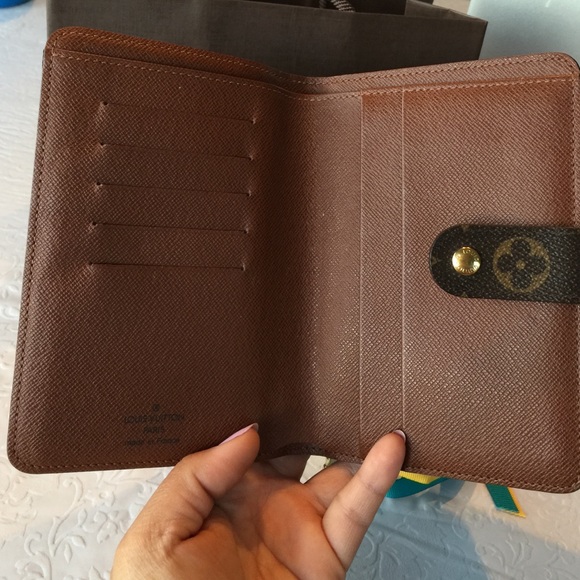 Louis Vuitton wallet - Picture 4 of 4
