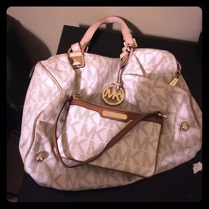 Michael Kors purse and wallet