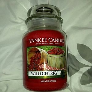 Yankee Candle Wild Cherry