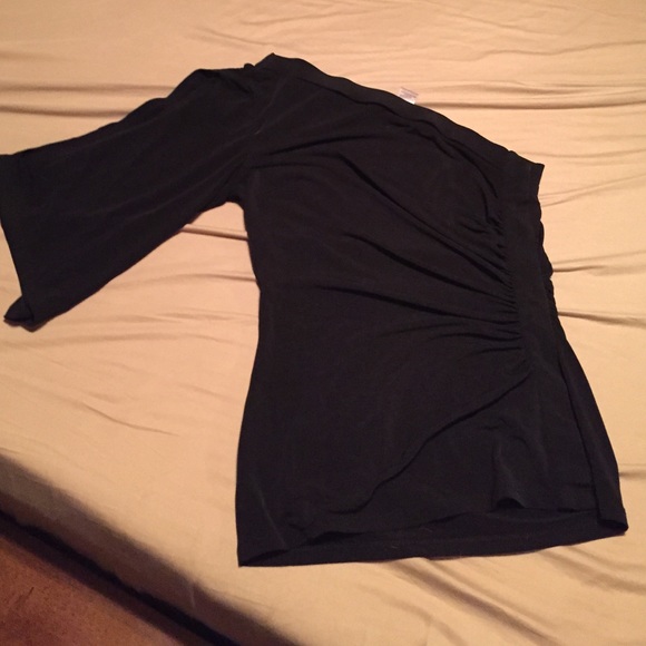 SOLD Cache One-sleeve Top