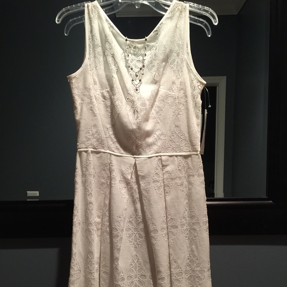 Maggy London Off White Dress