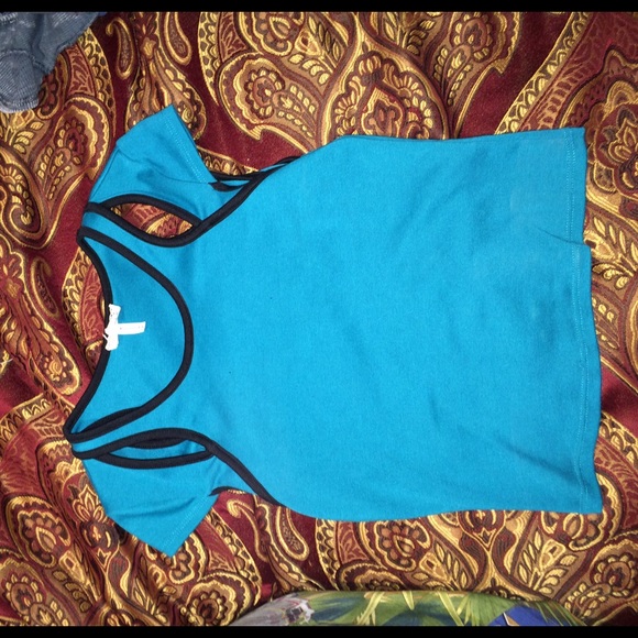 👽TEAL CROP TOP👽