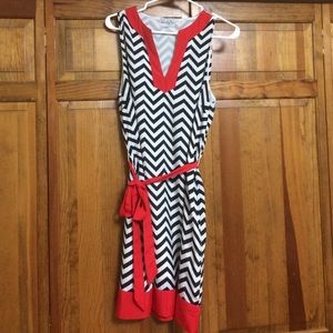 Mud Pie Gameday Dress: black/white/red, chevron