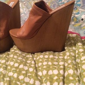 Steve Madden wedges