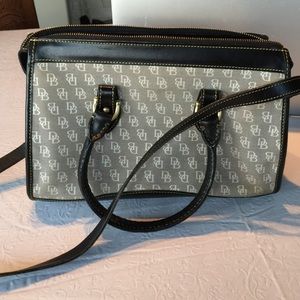 Dooney and Bourke purse!