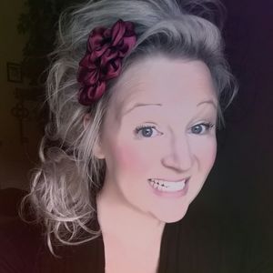 Meet your Posher, Kari