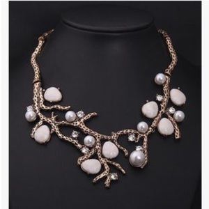 Statement necklace!