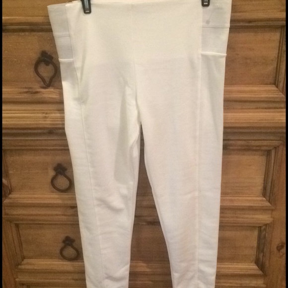 Zig Zag stripe boutique- white skinnies-Small - Picture 1 of 3