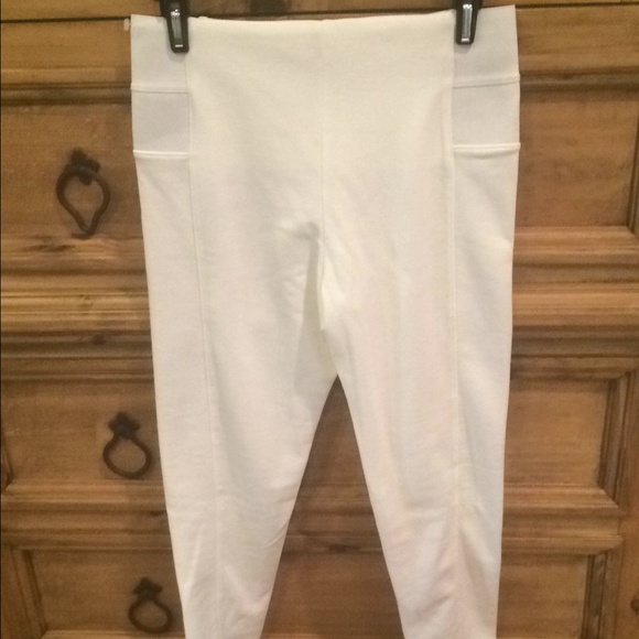 Zig Zag stripe boutique- white skinnies-Small - Picture 2 of 3