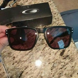 Oakleys brand new Holbrook